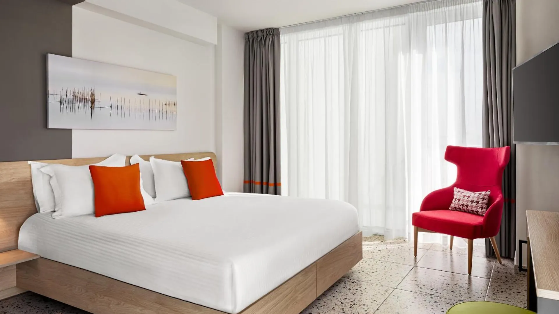 Quadro Hotel, Trademark Collection By Wyndham San Ġiljan Malta