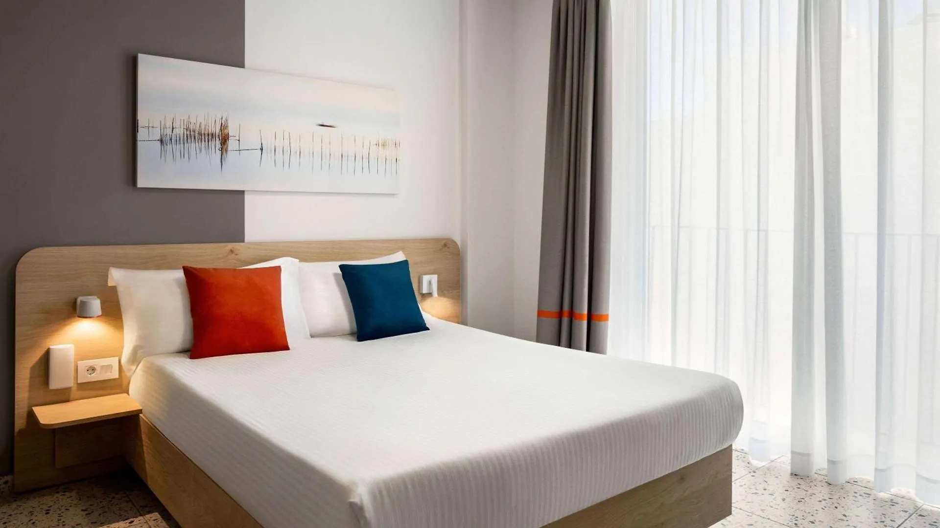 Quadro Hotel, Trademark Collection By Wyndham San Ġiljan Malta