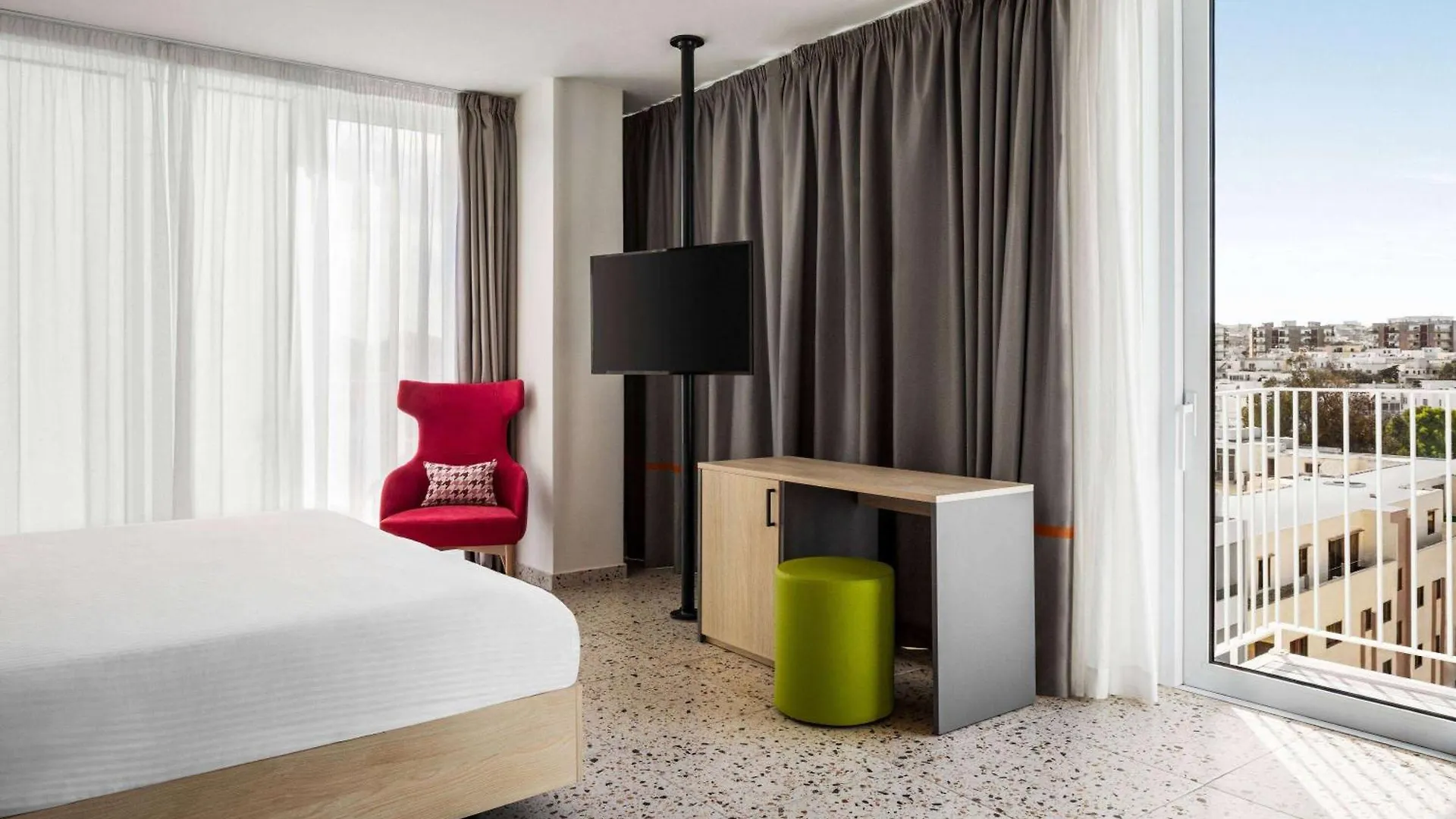 Quadro Hotel, Trademark Collection By Wyndham Saint Julian's Hotel