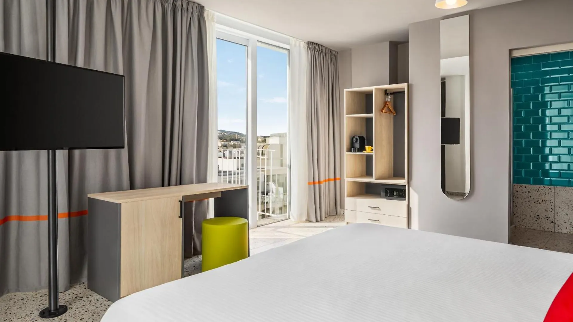 Saint Julian's Quadro Hotel, Trademark Collection By Wyndham מלון